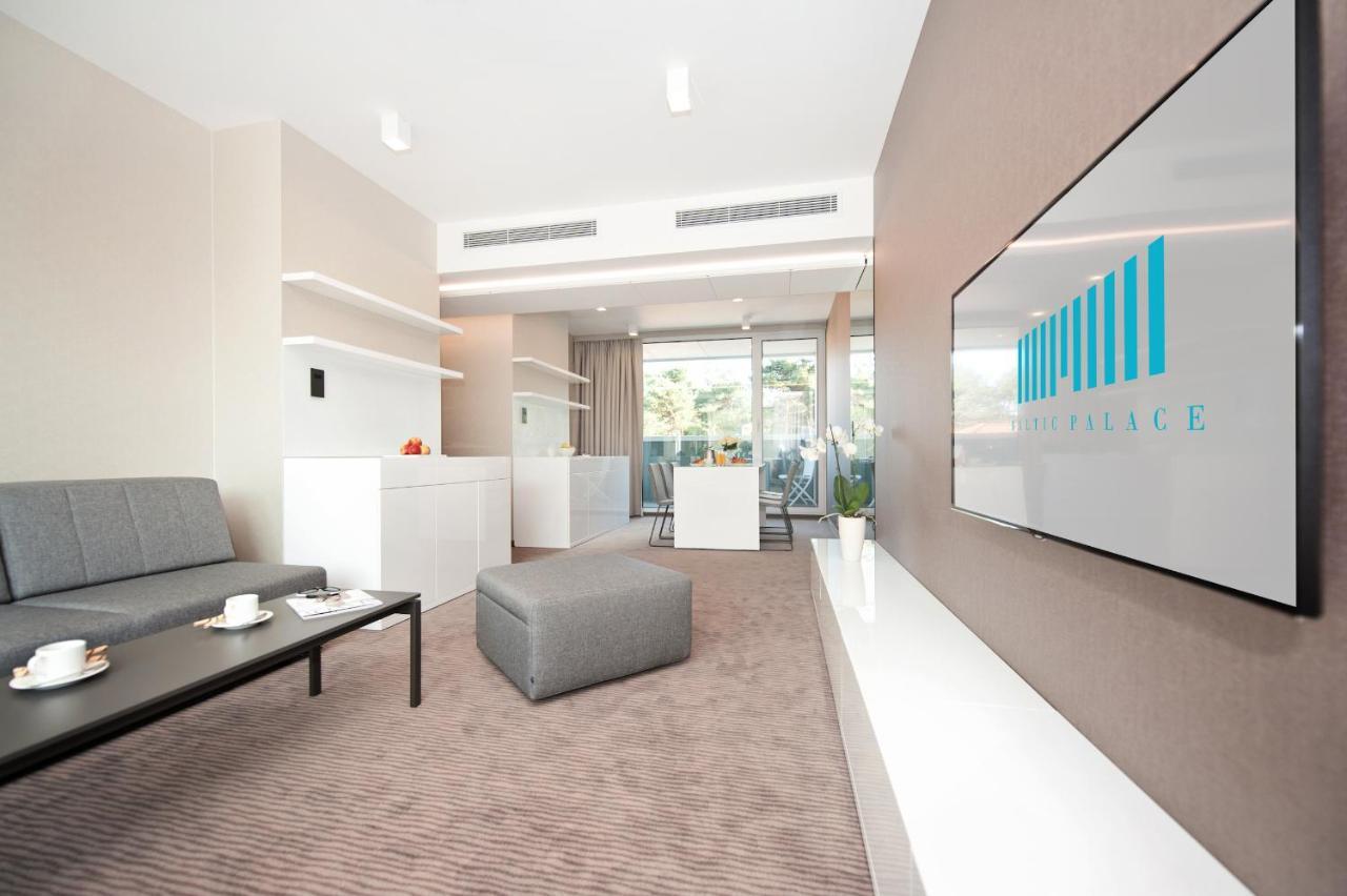 Baltic Palace Aparthotel โปเบียโรโว ภายนอก รูปภาพ