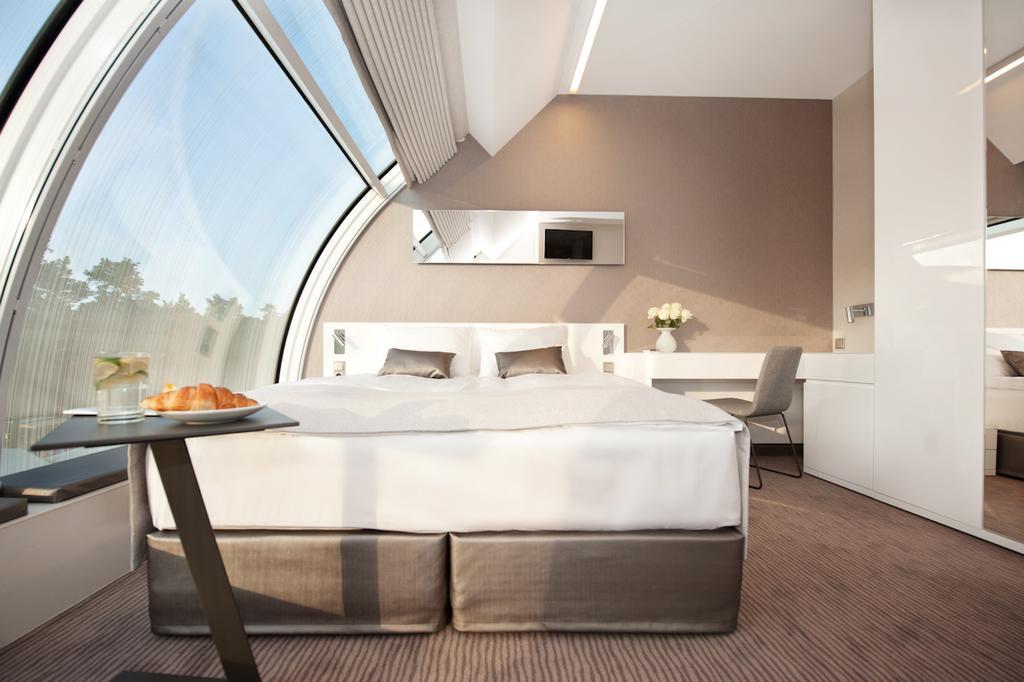 Baltic Palace Aparthotel โปเบียโรโว ภายนอก รูปภาพ