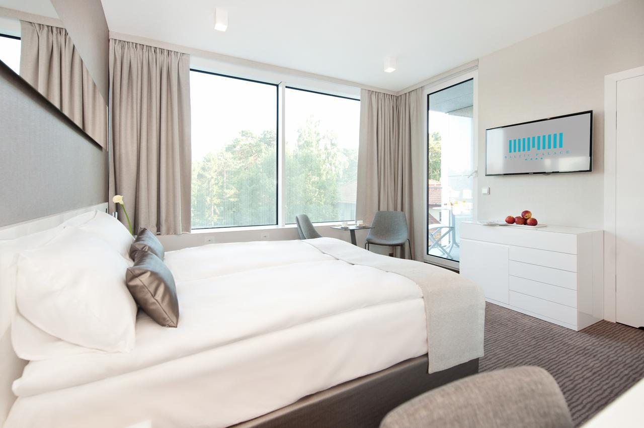 Baltic Palace Aparthotel โปเบียโรโว ภายนอก รูปภาพ